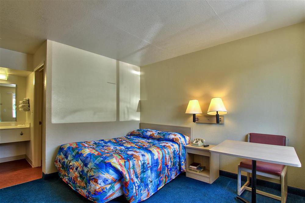 Motel 6-Phoenix, Az - East Room photo