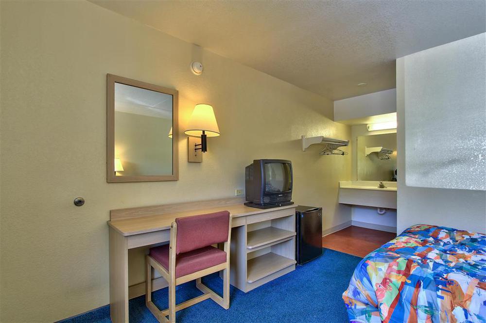 Motel 6-Phoenix, Az - East Room photo