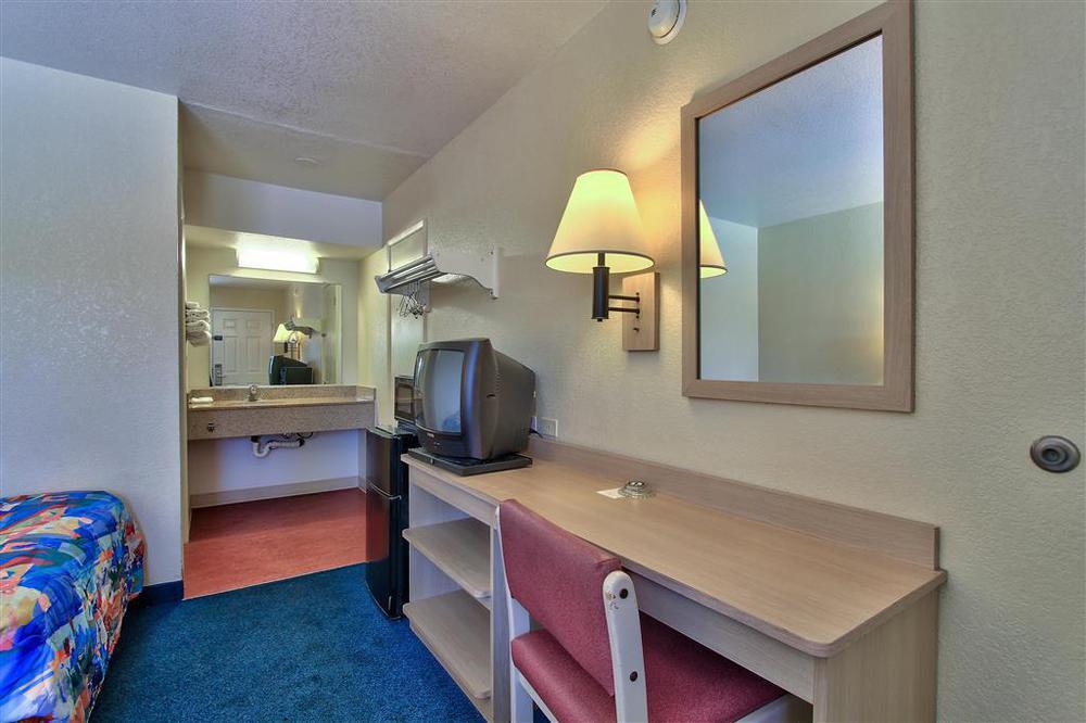 Motel 6-Phoenix, Az - East Room photo